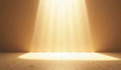 Abstracte hero-afbeelding van Direct licht Human Design met helder daglicht en rustige diepte